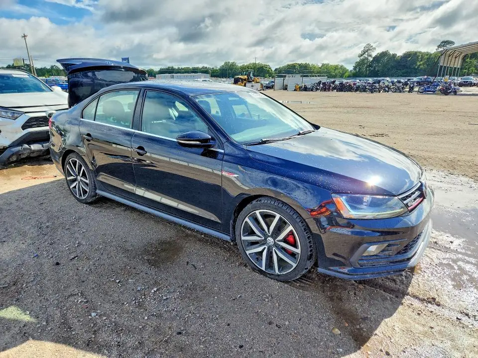 2018 VOLKSWAGEN JETTA GLI  