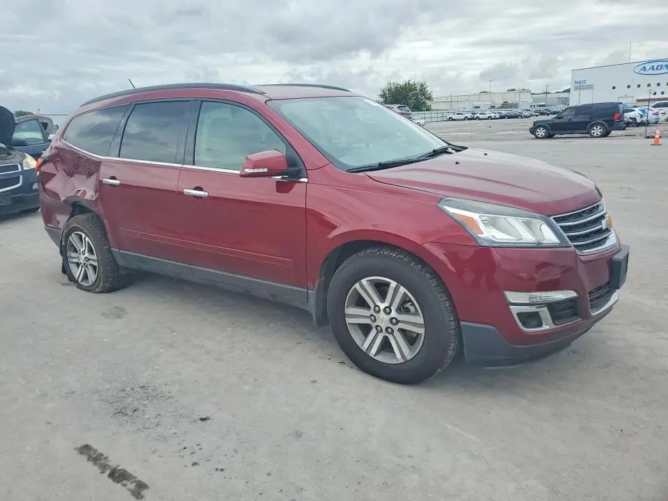 2015 CHEVROLET TRAVERSE LT  