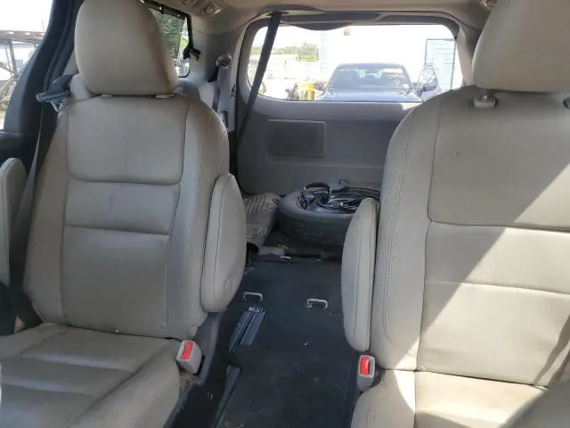 2020 TOYOTA SIENNA XLE  