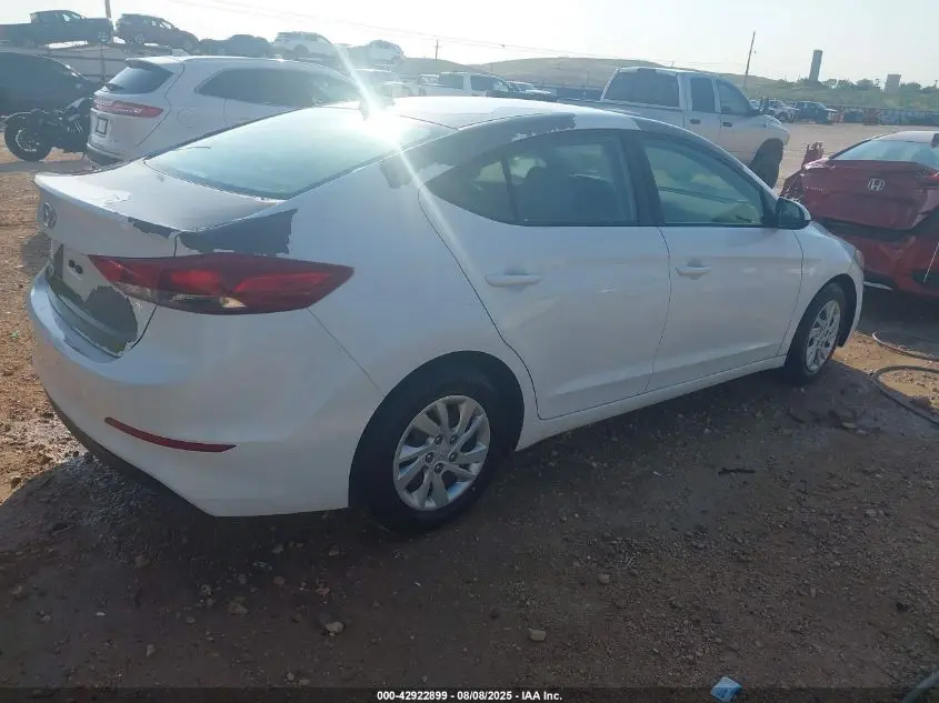 2017 HYUNDAI ELANTRA SE