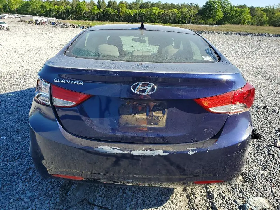 2011 HYUNDAI ELANTRA GLS  