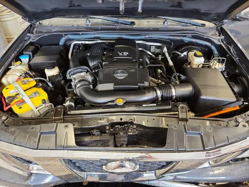 2010 NISSAN FRONTIER SE V6  