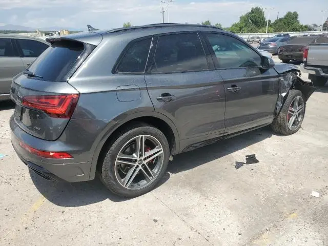 2025 AUDI Q5 E PREMIUM PLUS 55