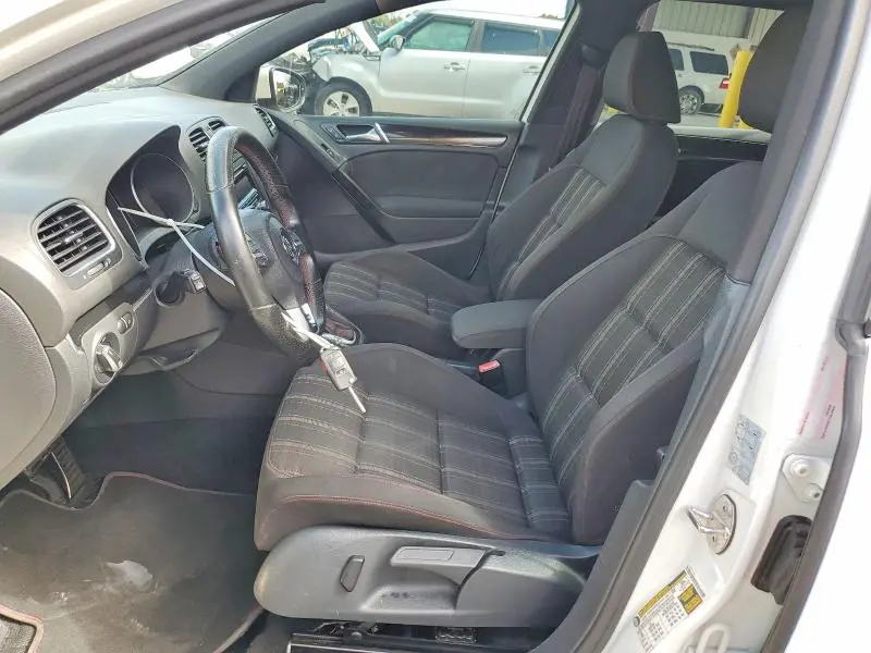 2013 VOLKSWAGEN GTI   