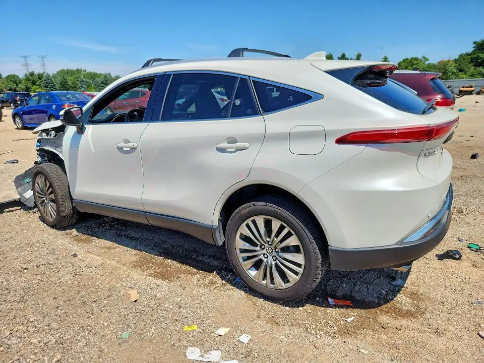 2021 TOYOTA VENZA XLE  