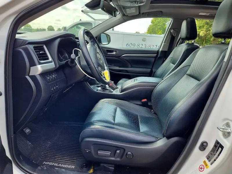 2018 TOYOTA HIGHLANDER LIMITED PLATINUM  