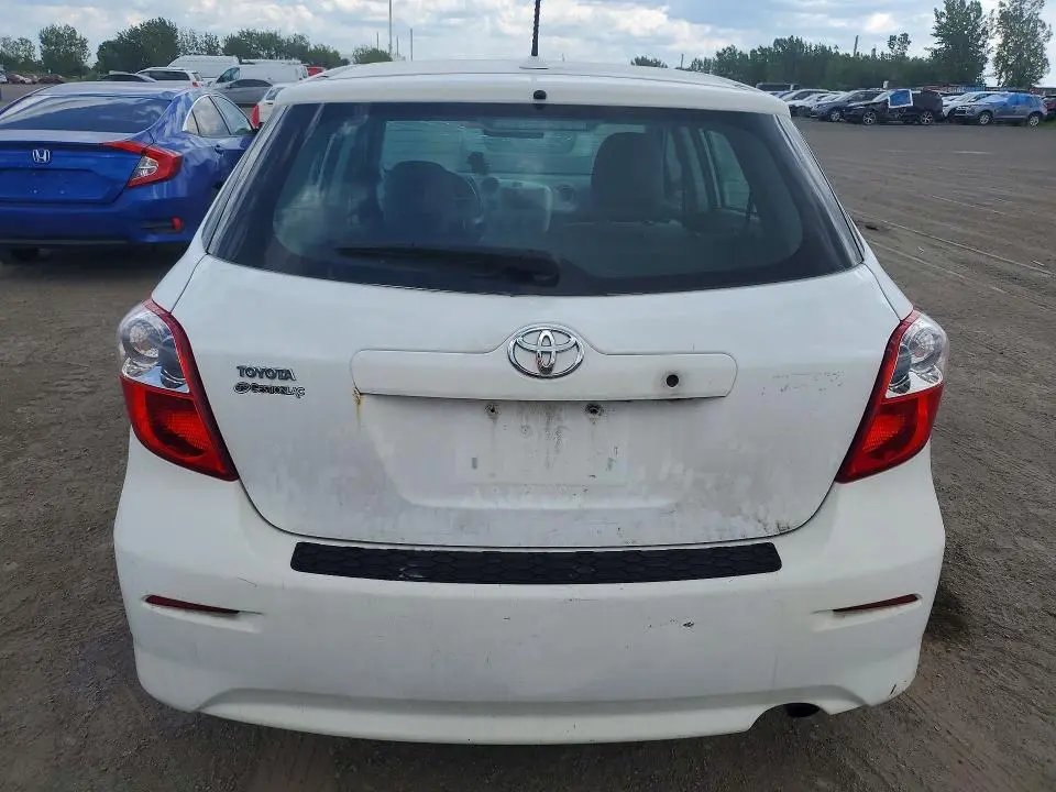 2010 TOYOTA MATRIX BASE  