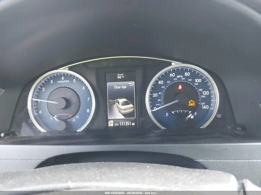 2016 TOYOTA CAMRY LE