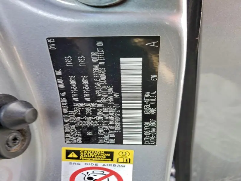 2015 TOYOTA HIGHLANDER LE  