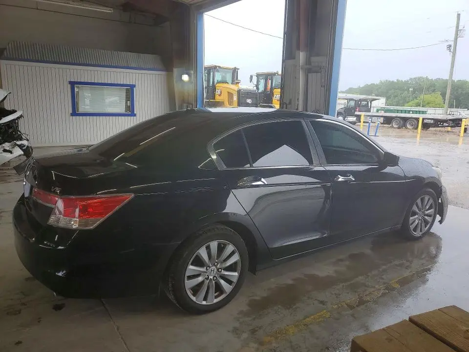 2011 HONDA ACCORD EXL  