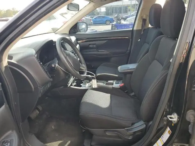 2019 MITSUBISHI OUTLANDER ES  