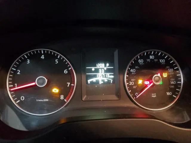 2013 VOLKSWAGEN JETTA SE  