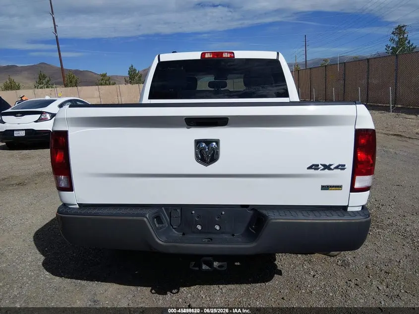 2019 RAM 1500 CLASSIC TRADESMAN  4X4 5'7 BOX