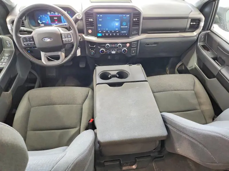 2025 FORD F150 XLT  