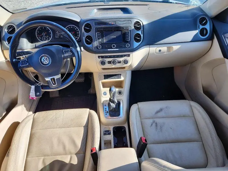 2013 VOLKSWAGEN TIGUAN S  
