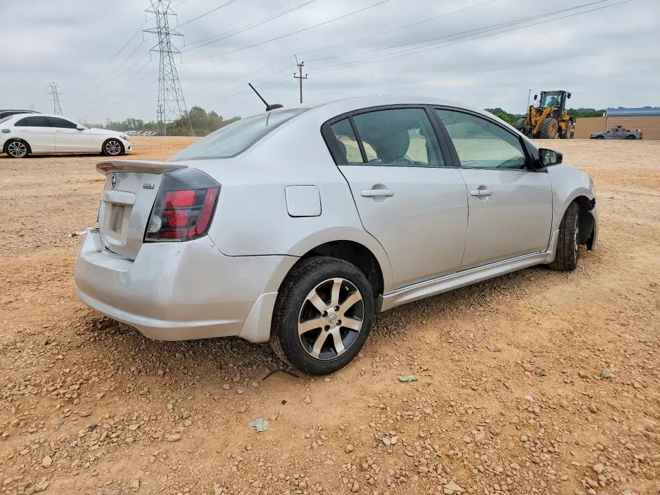 2012 NISSAN SENTRA 2.0  