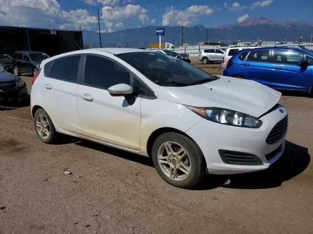 2017 FORD FIESTA SE  