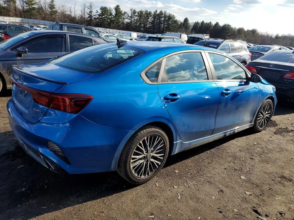 2023 KIA FORTE GT-LINE  