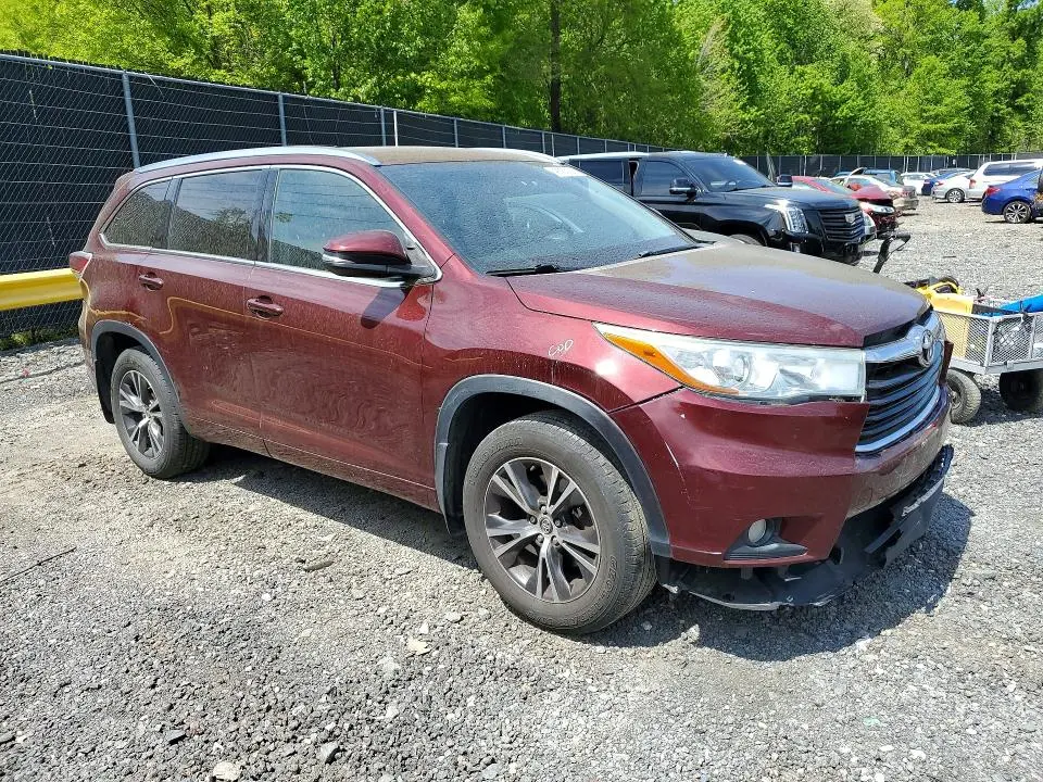 2016 TOYOTA HIGHLANDER XLE  