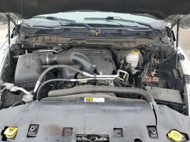 2017 RAM 1500 SLT  