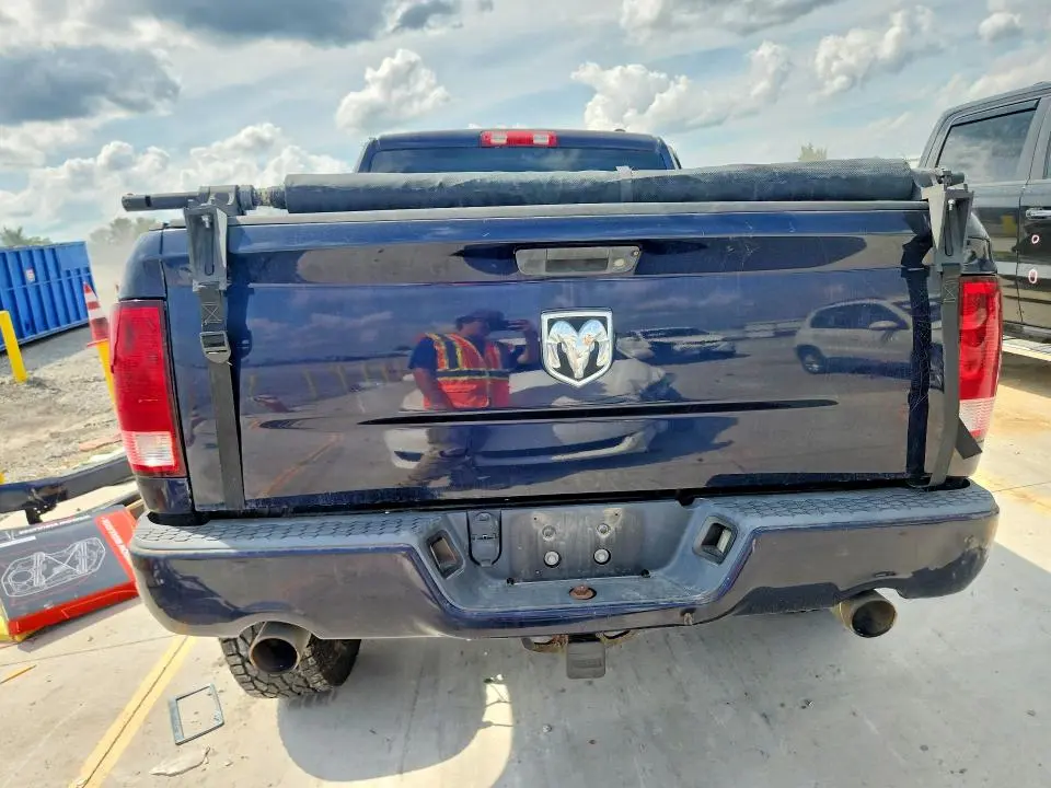 2012 DODGE RAM 1500 ST  