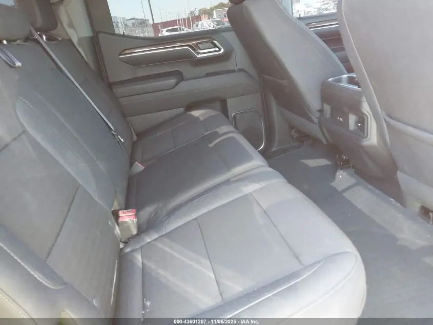 2024 CHEVROLET SILVERADO 1500 4WD  SHORT BED LT TRAIL BOSS