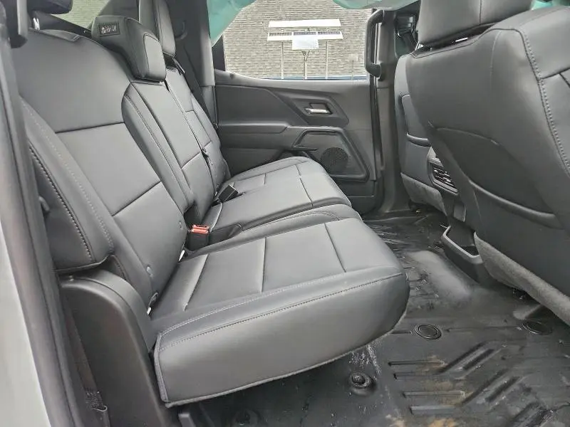 2024 CHEVROLET SILVERADO   