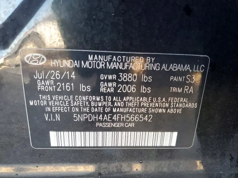 2015 HYUNDAI ELANTRA SE  
