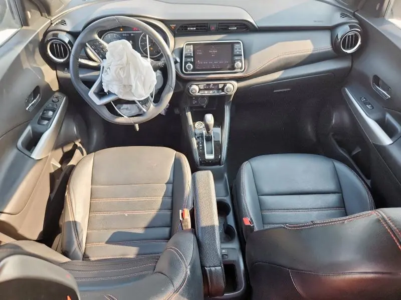 2019 NISSAN KICKS S  