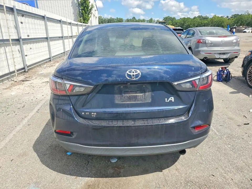 2018 TOYOTA YARIS IA BASE  
