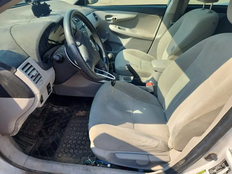2011 TOYOTA COROLLA BASE  