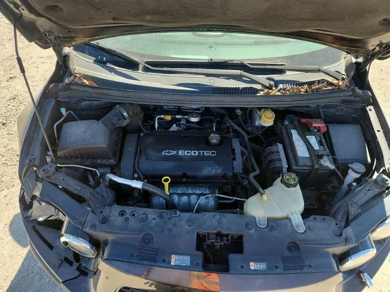 2015 CHEVROLET SONIC LT  
