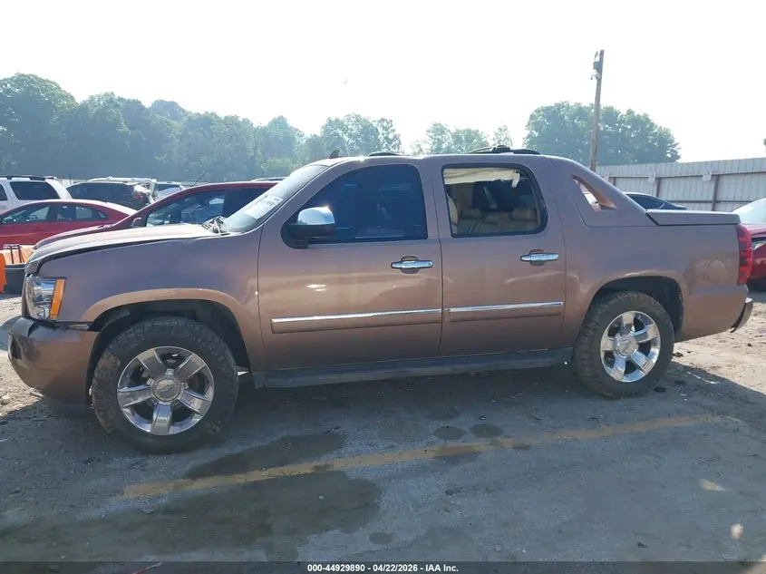 2011 CHEVROLET AVALANCHE 1500 LTZ