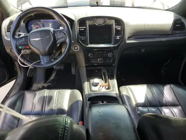 2019 CHRYSLER 300   