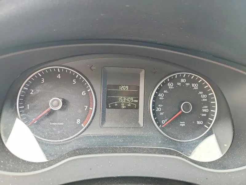 2014 VOLKSWAGEN JETTA SE  