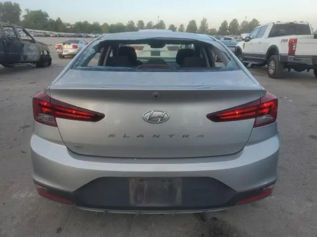 2020 HYUNDAI ELANTRA SE  