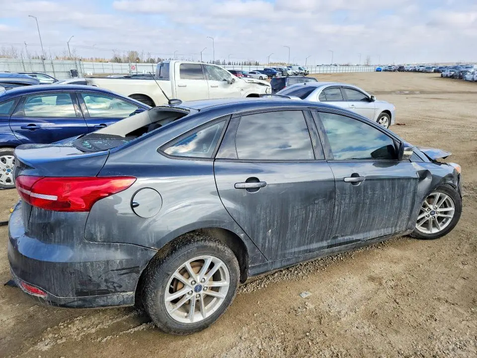 2017 FORD FOCUS SE  