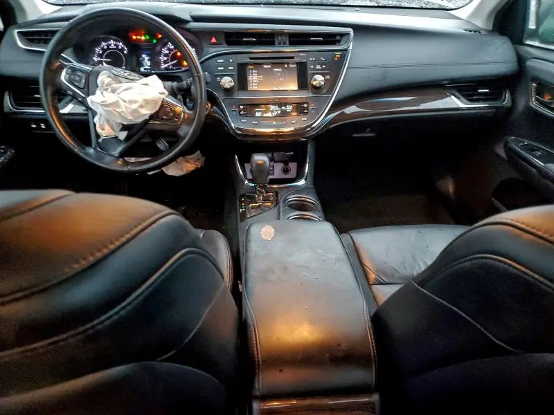 2015 TOYOTA AVALON XLE  
