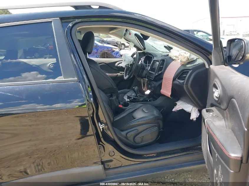 2020 JEEP CHEROKEE TRAILHAWK 4X4