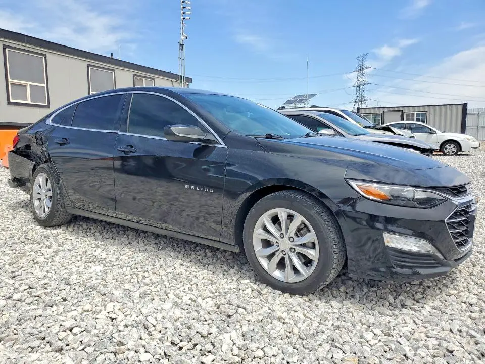 2021 CHEVROLET MALIBU LT  