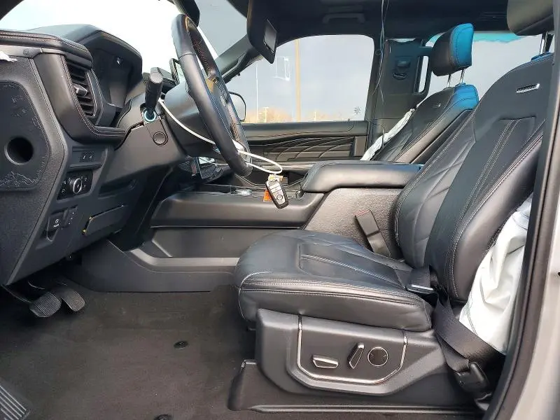 2024 FORD EXPEDITION PLATINUM  