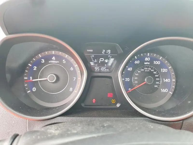 2016 HYUNDAI ELANTRA LIMITED  