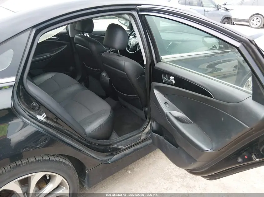2014 HYUNDAI SONATA SE