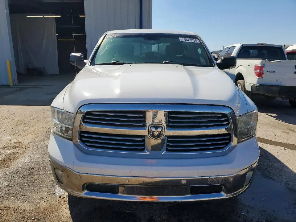 2014 RAM 1500 SLT  