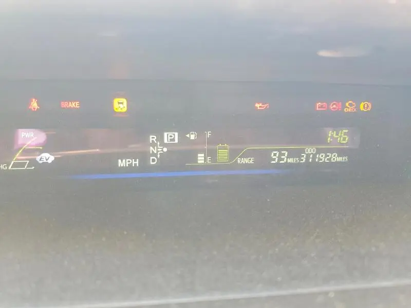2012 TOYOTA PRIUS V TWO  
