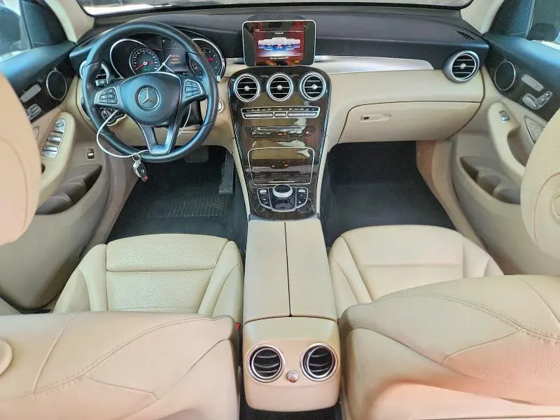 2018 MERCEDES-BENZ GLC 300  