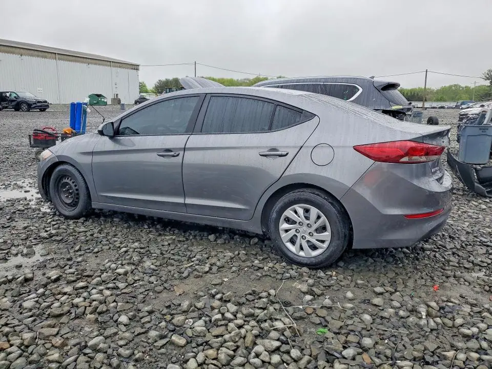 2018 HYUNDAI ELANTRA SE  
