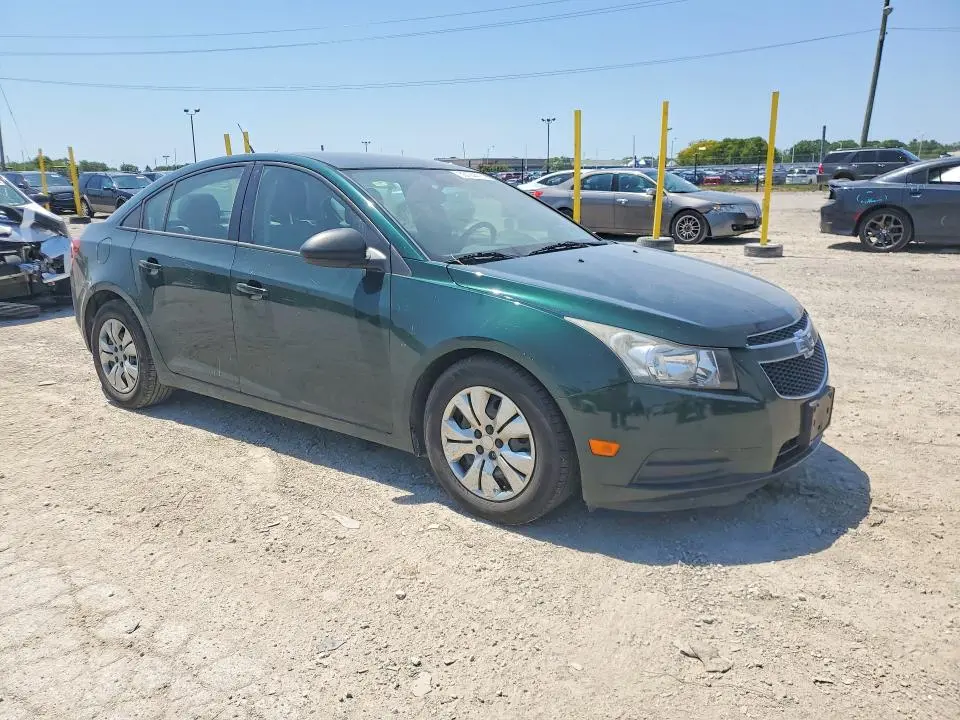 2014 CHEVROLET CRUZE LS  