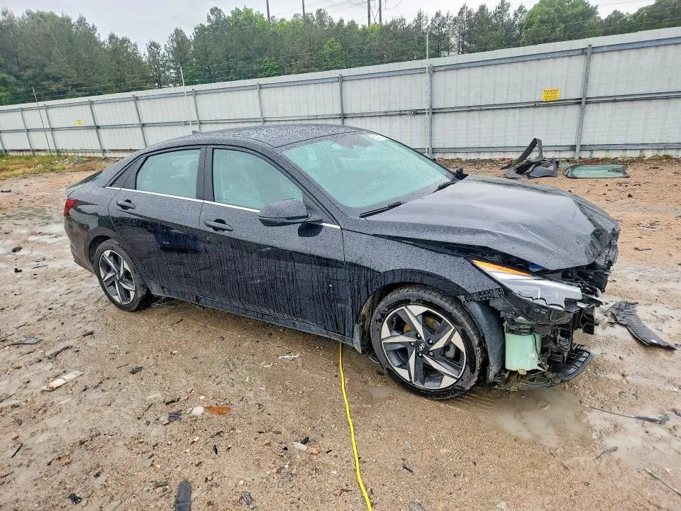2022 HYUNDAI ELANTRA LIMITED  