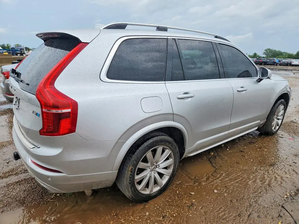 2016 VOLVO XC90 T6  